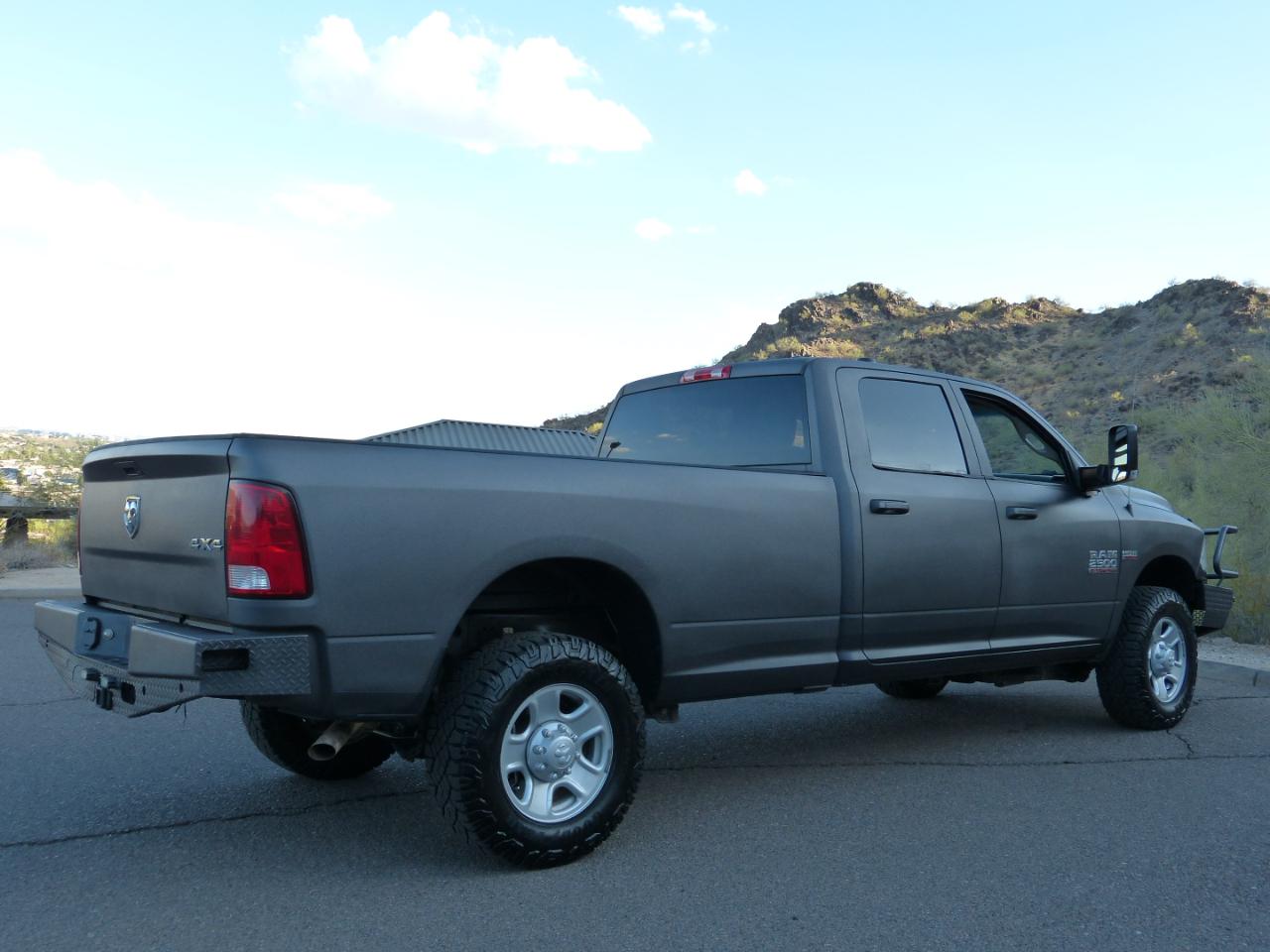 RAM 2500 Tradesman Crew Cab LWB 4WD 2016