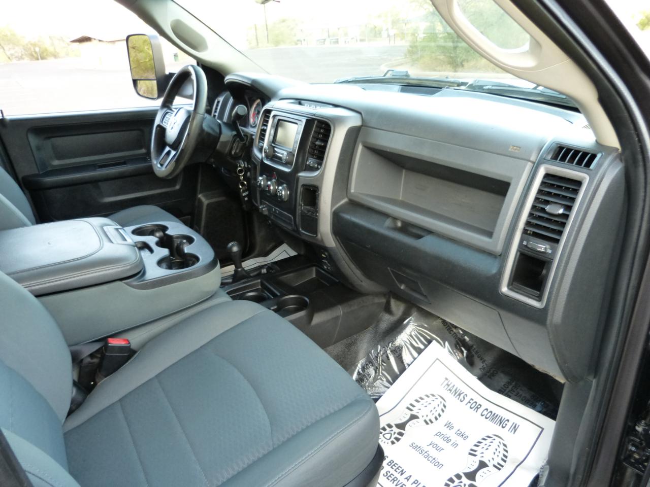 RAM 2500 Tradesman Crew Cab LWB 4WD 2016