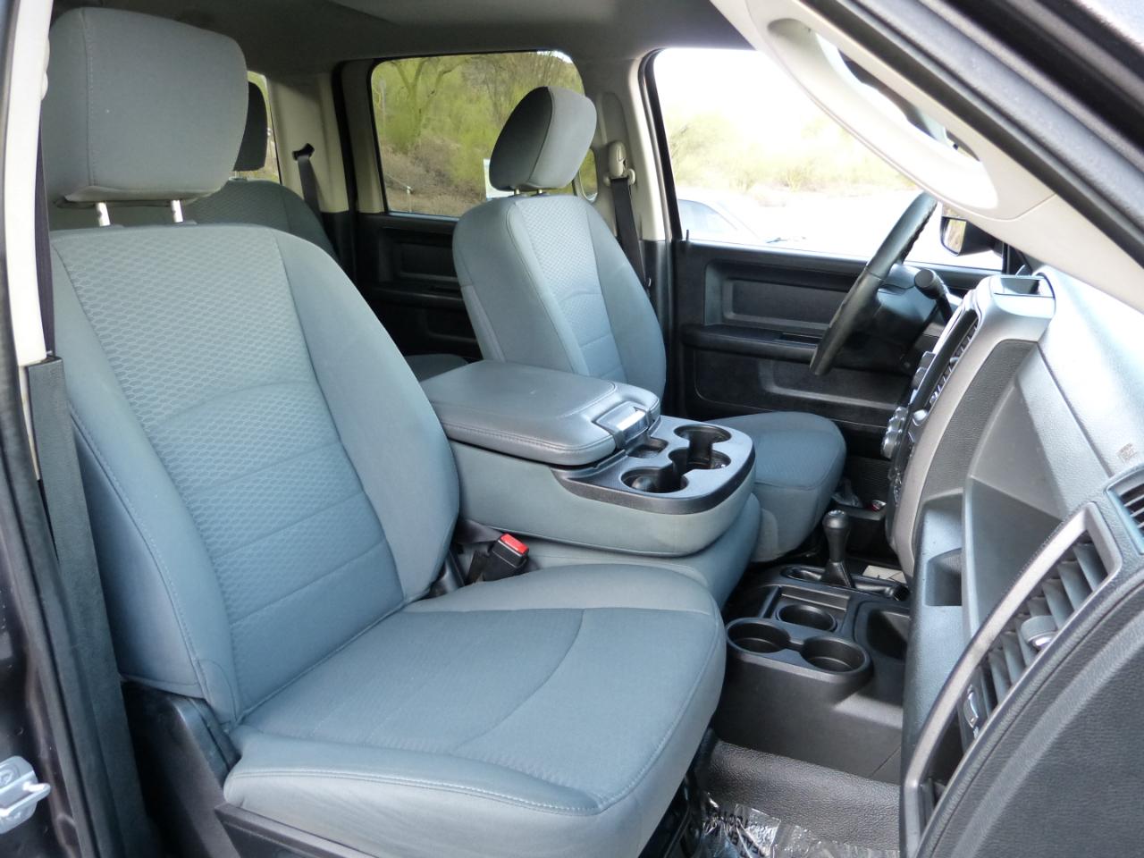 RAM 2500 Tradesman Crew Cab LWB 4WD 2016