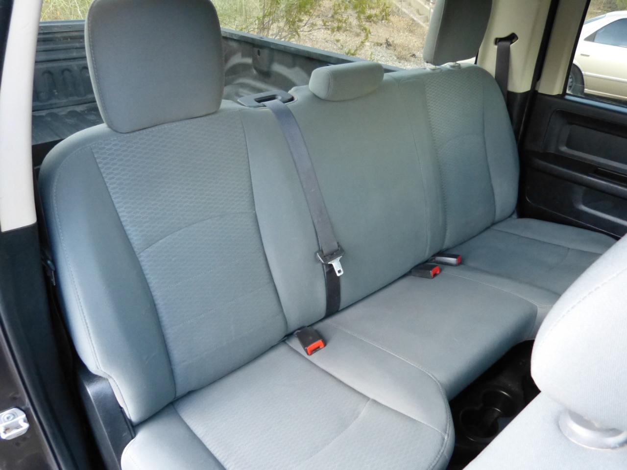 RAM 2500 Tradesman Crew Cab LWB 4WD 2016