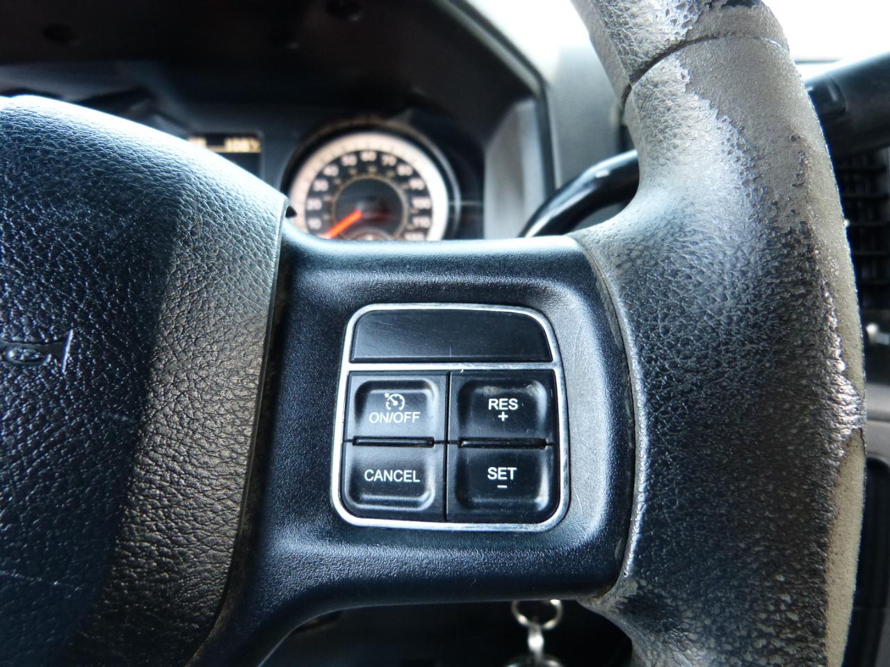 RAM 2500 Tradesman Crew Cab LWB 4WD 2016