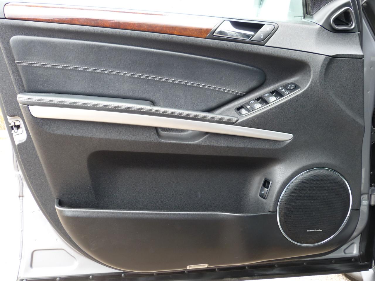 Mercedes-Benz GL-Class GL350 BlueTEC 2012