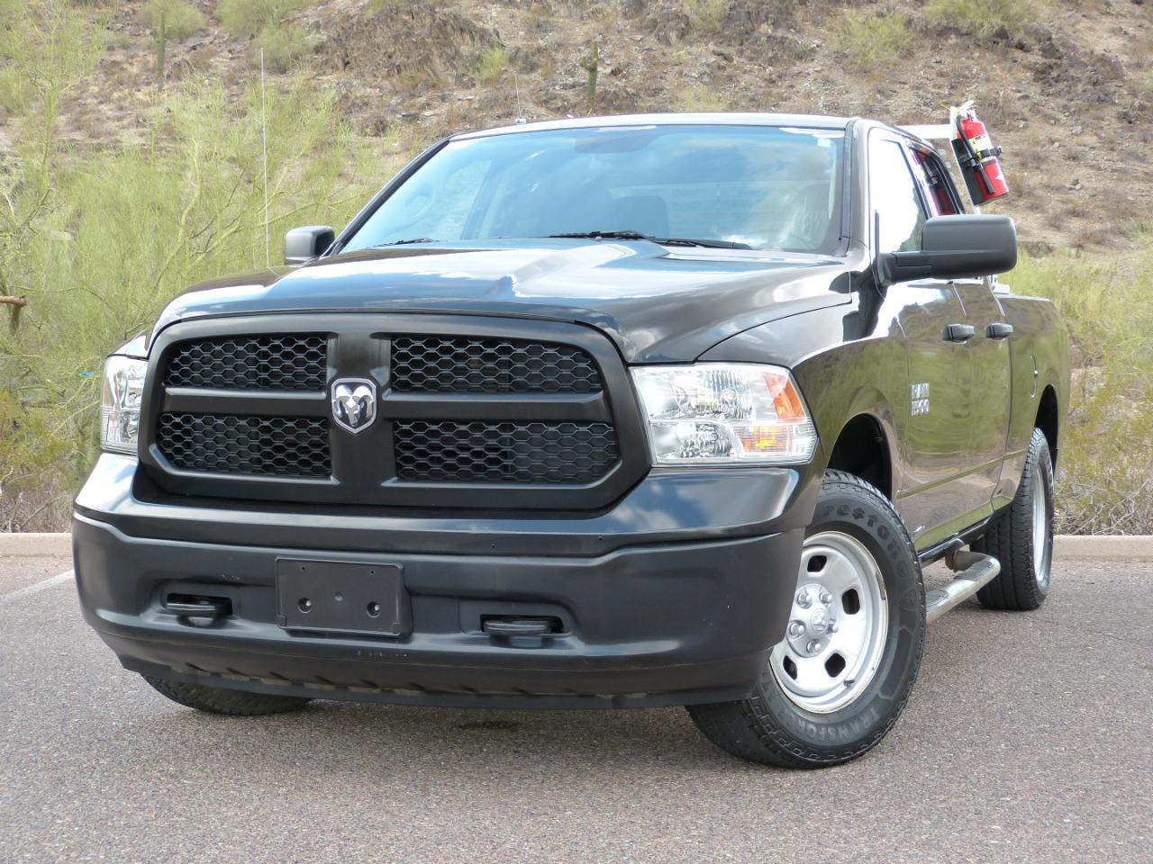 RAM 1500 Tradesman Quad Cab 4WD 2016