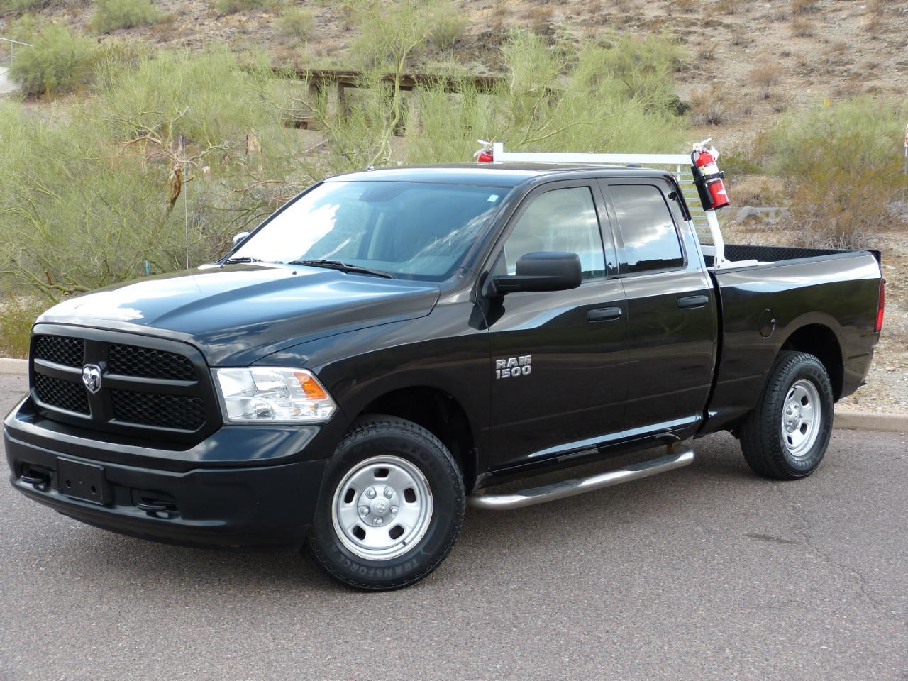 RAM 1500 Tradesman Quad Cab 4WD 2016