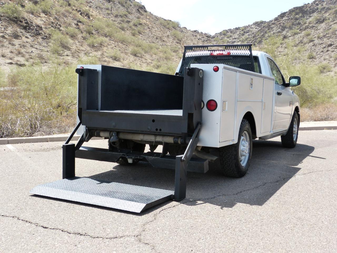 RAM 2500 ST 2WD 2012