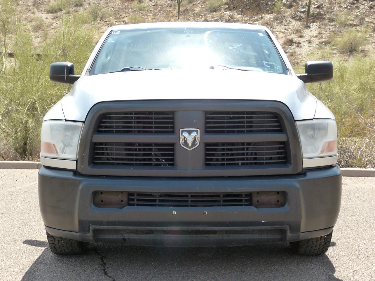 RAM 2500 ST 2WD 2012