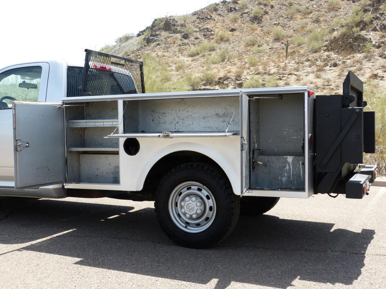 RAM 2500 ST 2WD 2012