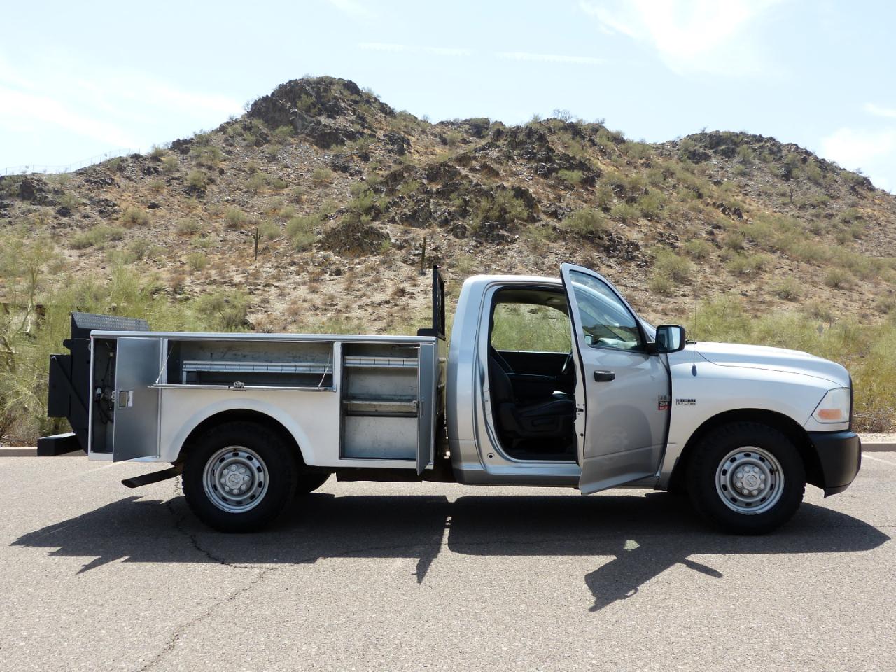 RAM 2500 ST 2WD 2012