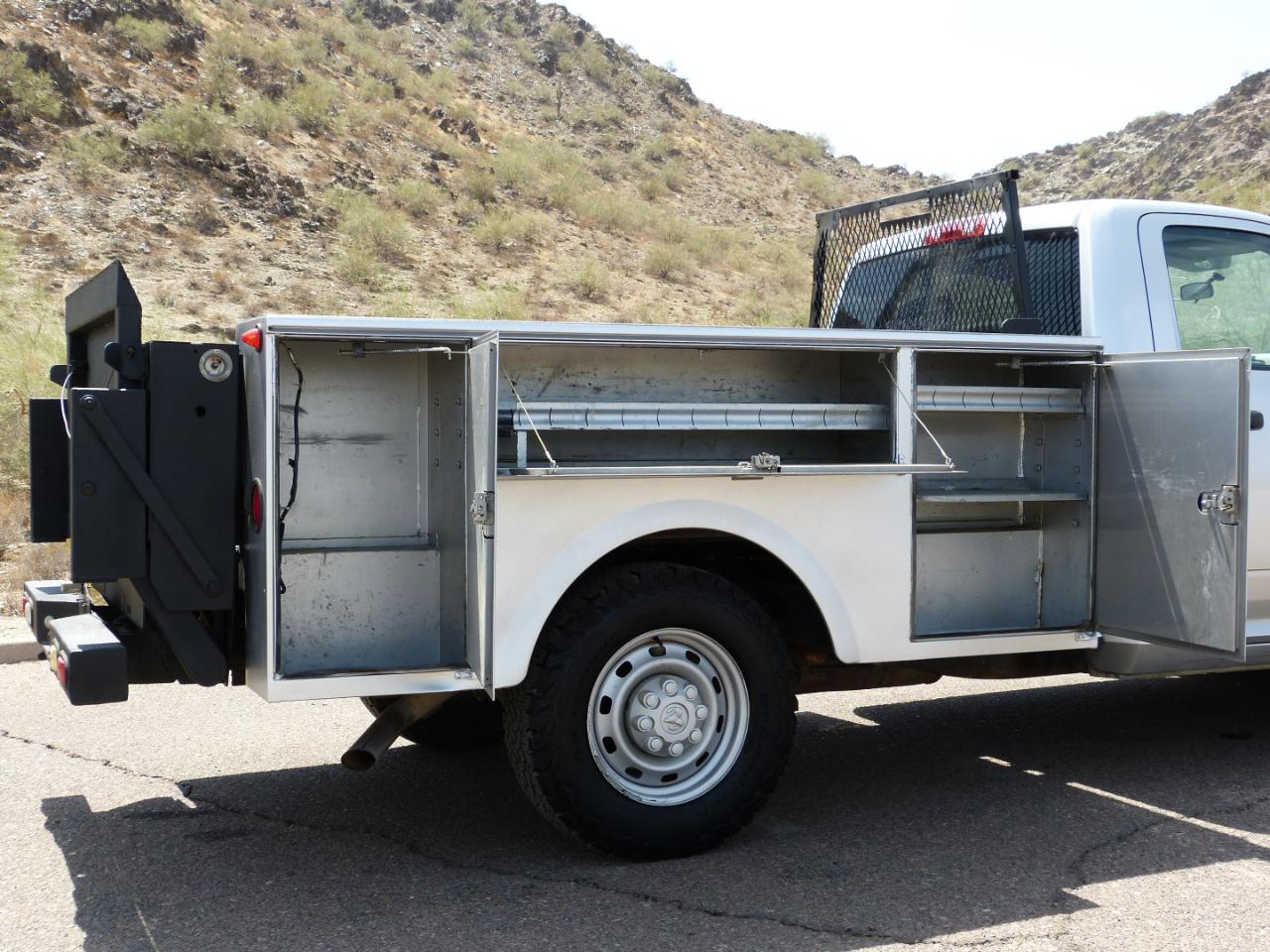 RAM 2500 ST 2WD 2012