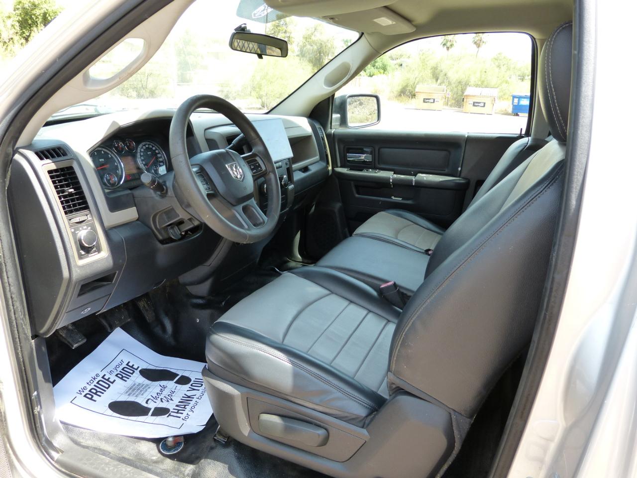 RAM 2500 ST 2WD 2012
