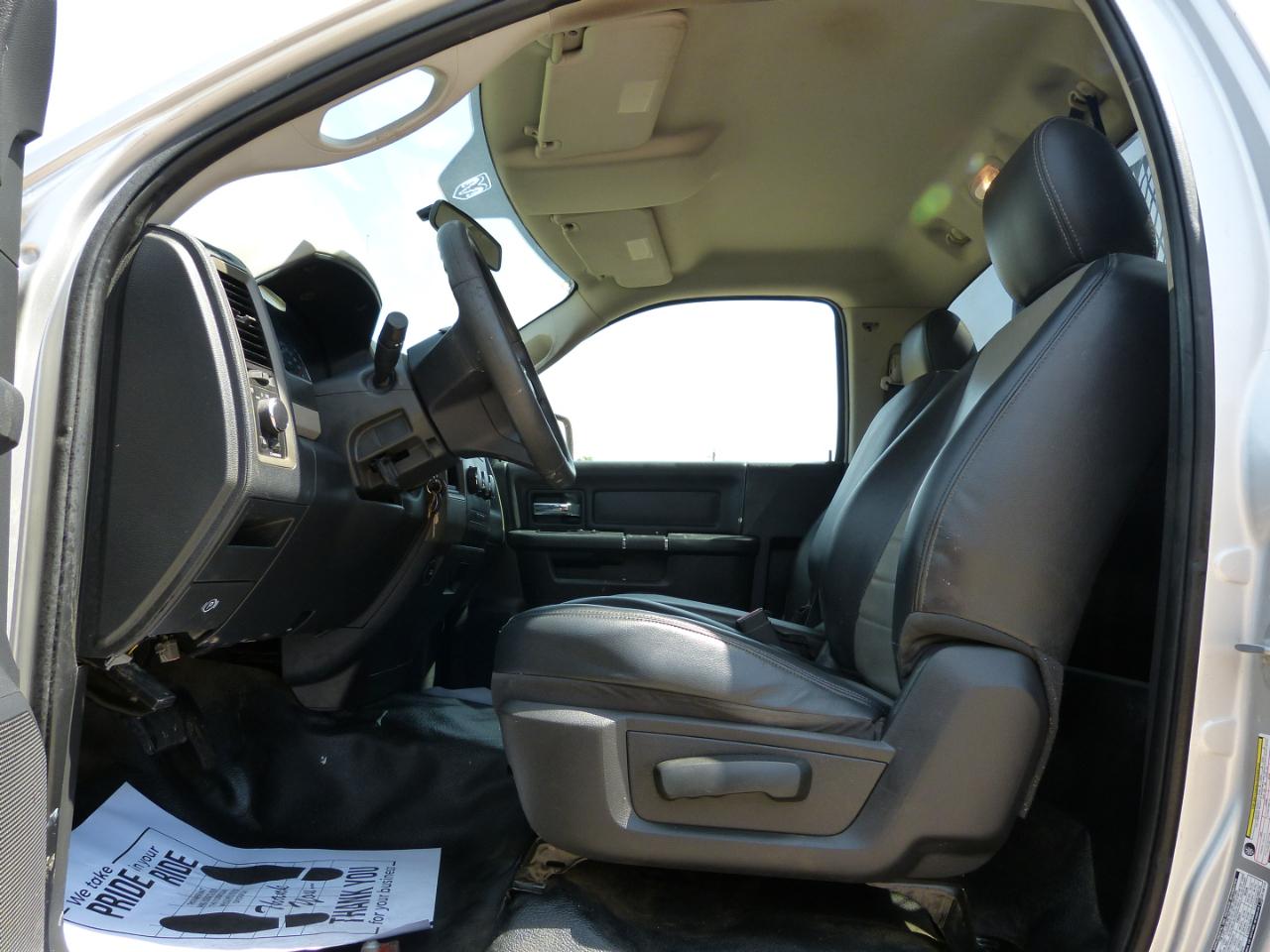 RAM 2500 ST 2WD 2012