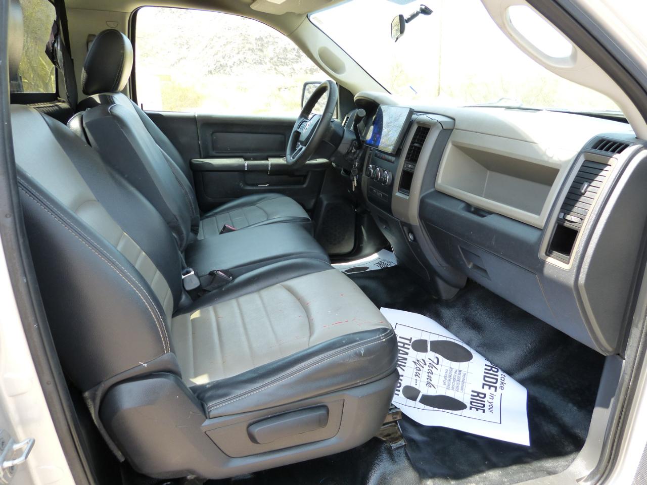 RAM 2500 ST 2WD 2012