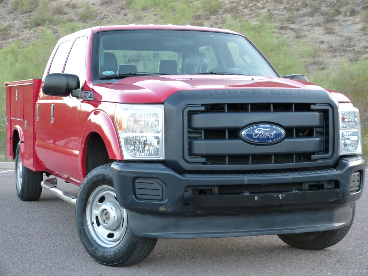Ford F-250 SD XL SuperCab 4WD 2013