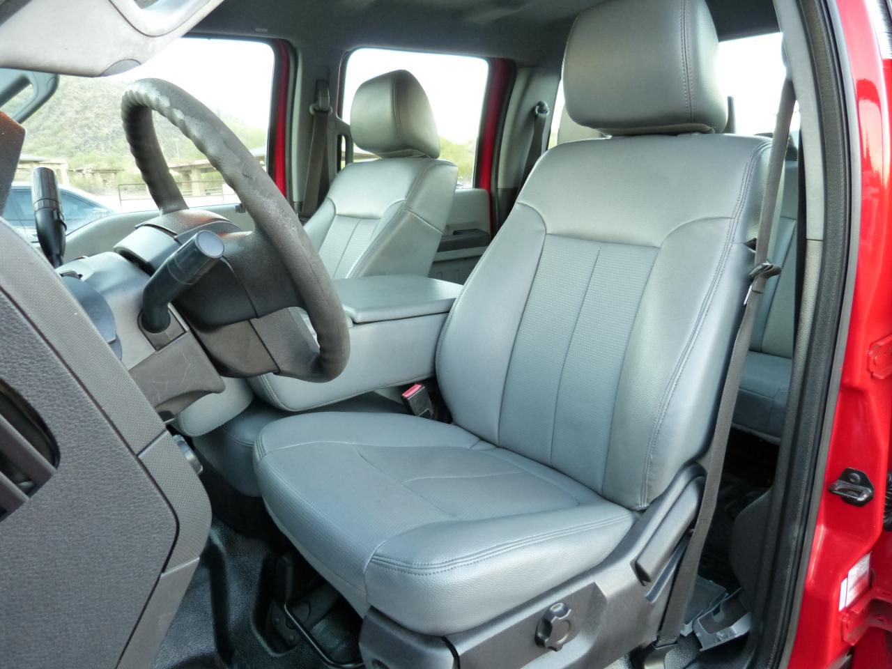 Ford F-250 SD XL SuperCab 4WD 2013