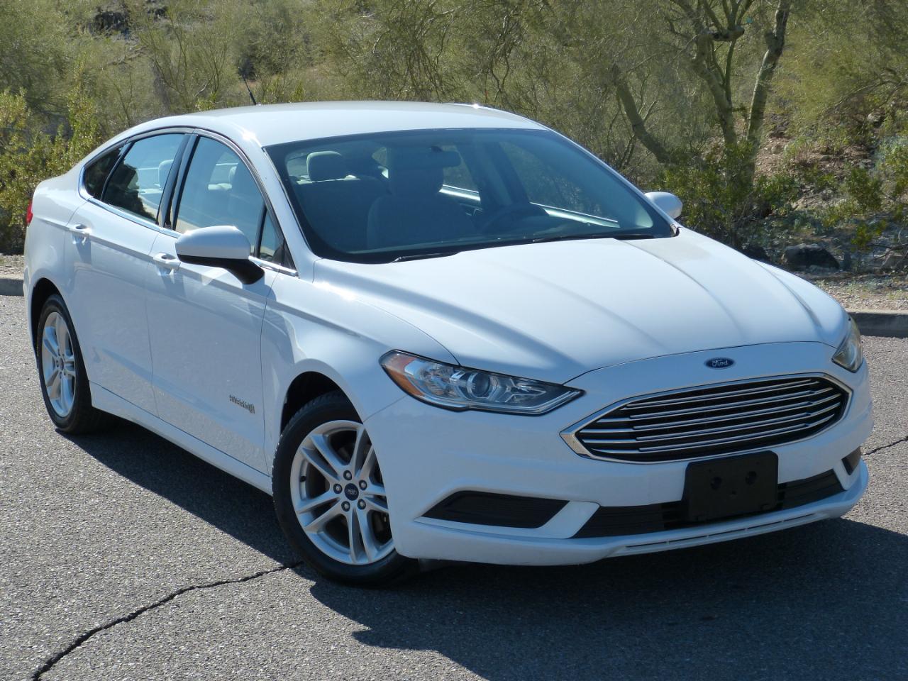 Ford Fusion Hybrid S 2018