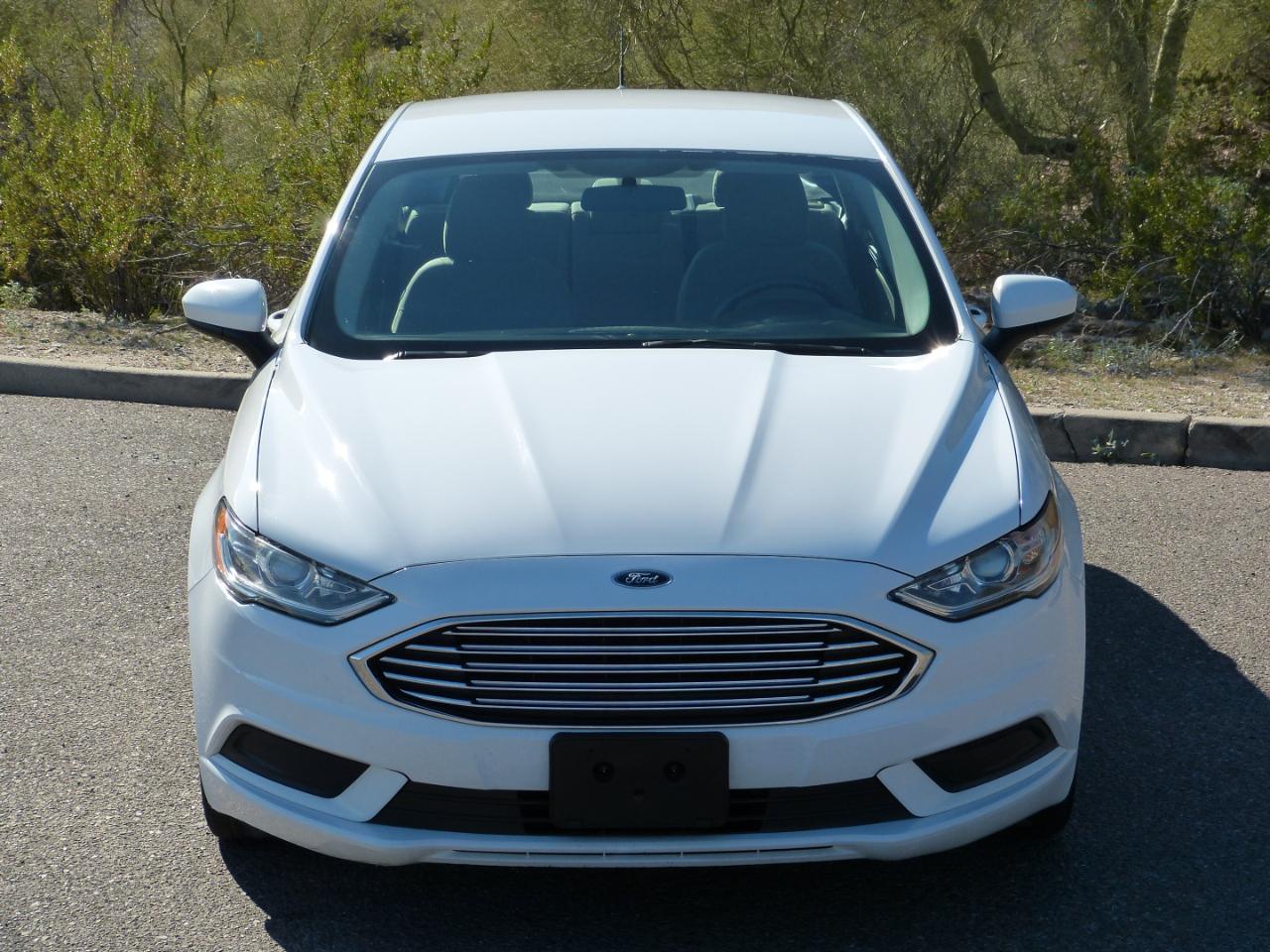 Ford Fusion Hybrid S 2018