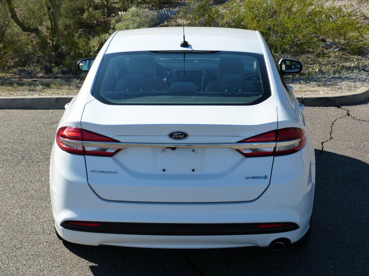 Ford Fusion Hybrid S 2018