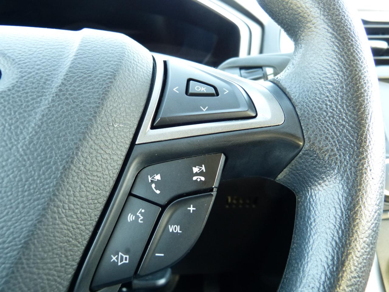 Ford Fusion Hybrid S 2018
