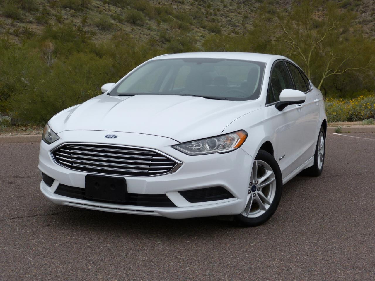 Ford Fusion Hybrid S 2018