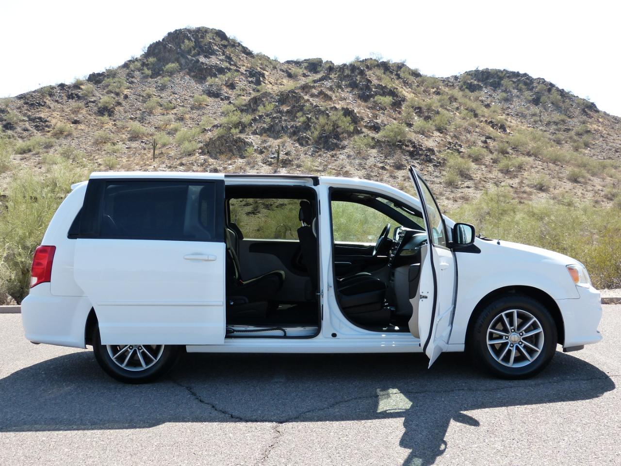 Dodge Grand Caravan SE 2016