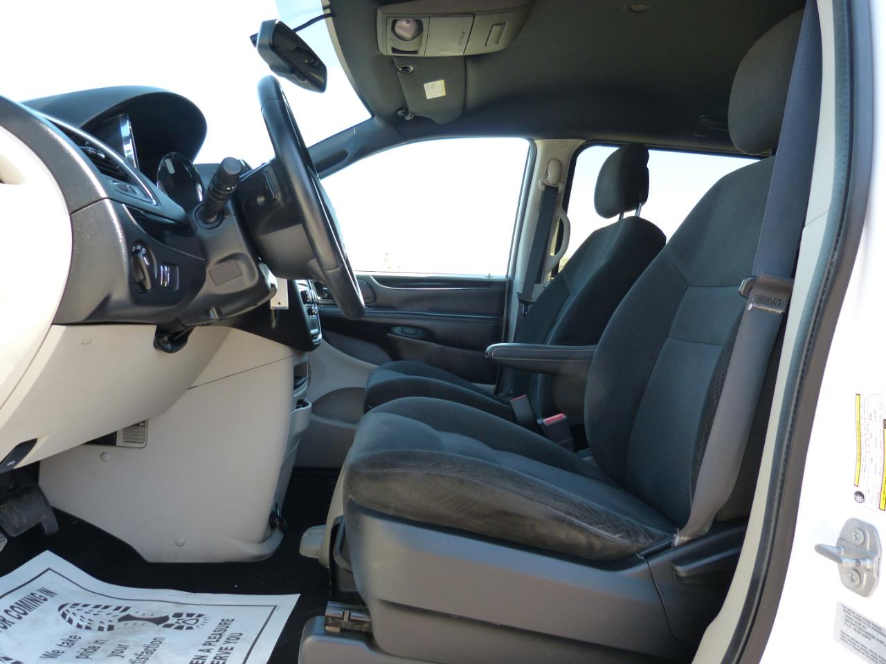 Dodge Grand Caravan SE 2016