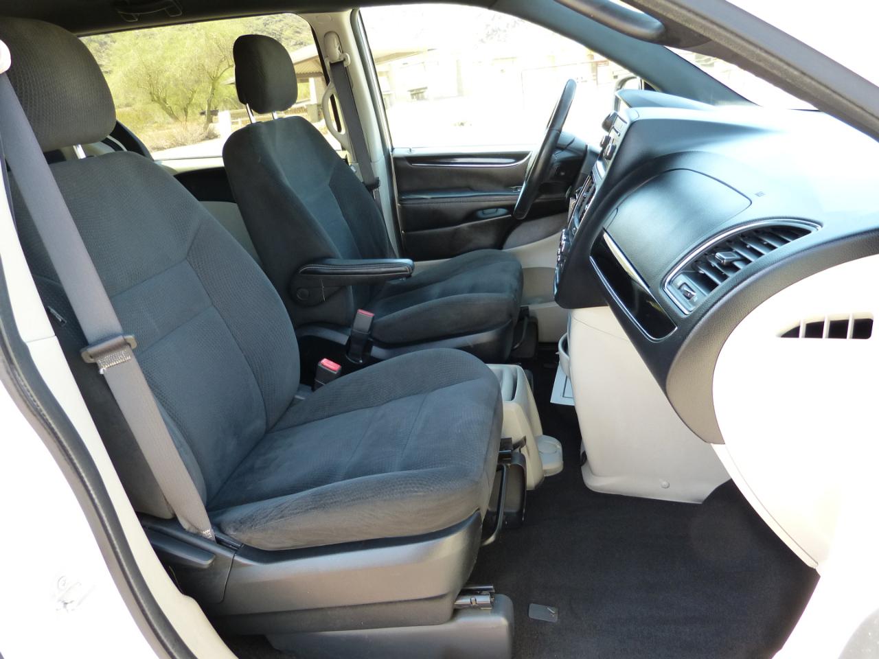 Dodge Grand Caravan SE 2016