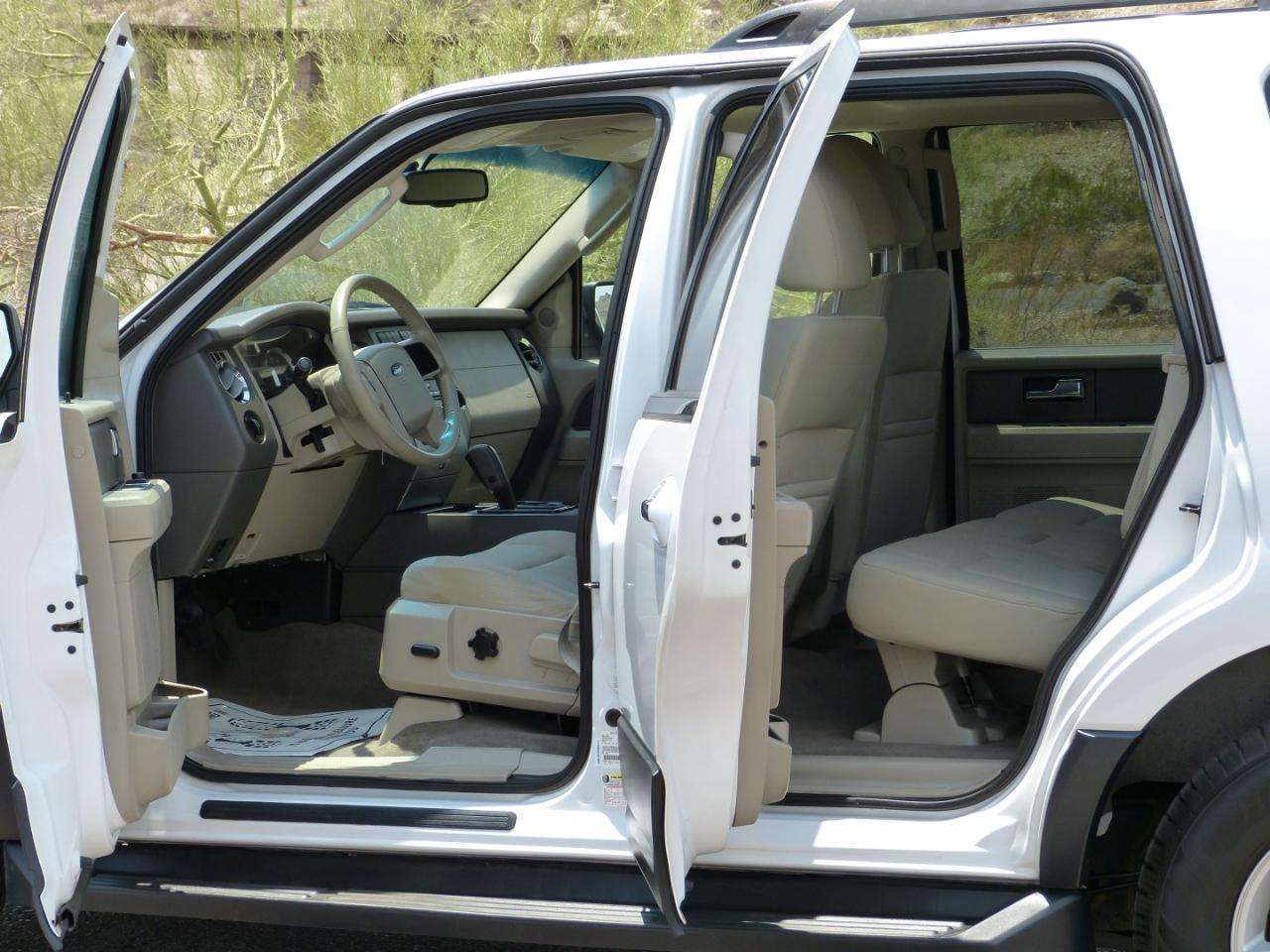 Ford Expedition XL 4WD 2013