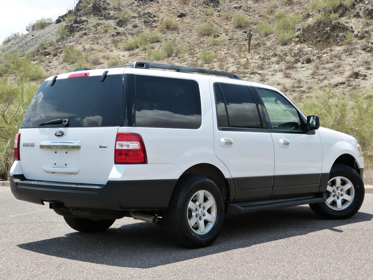 Ford Expedition XL 4WD 2013