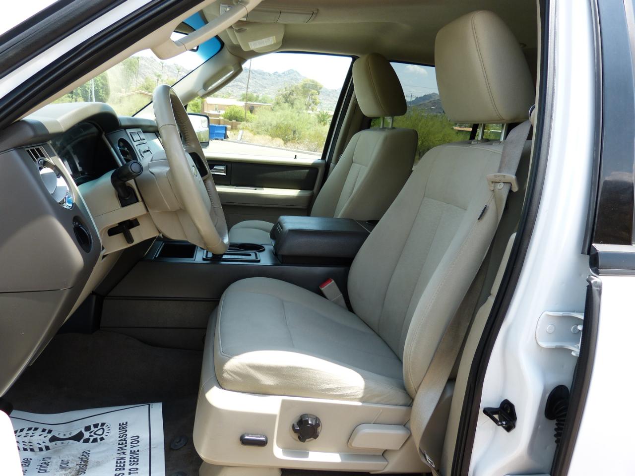 Ford Expedition XL 4WD 2013