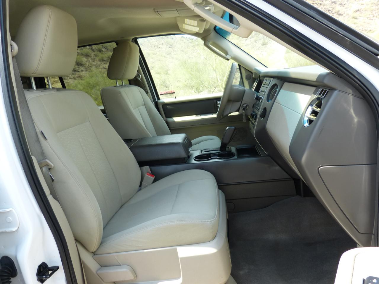 Ford Expedition XL 4WD 2013