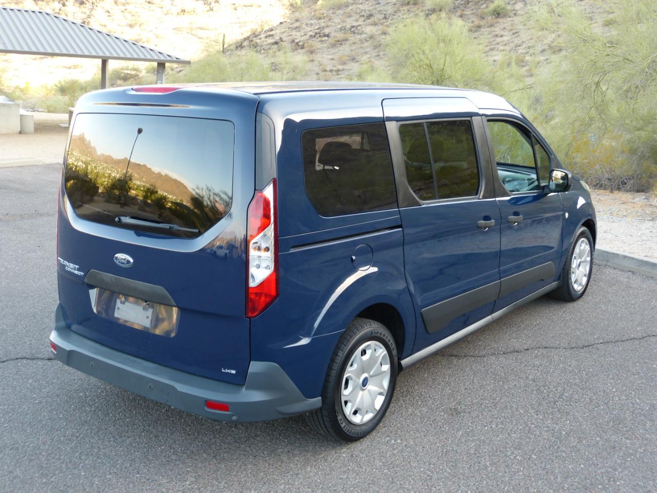 Ford Transit Connect Wagon XL w/Rear Liftgate LWB 2018