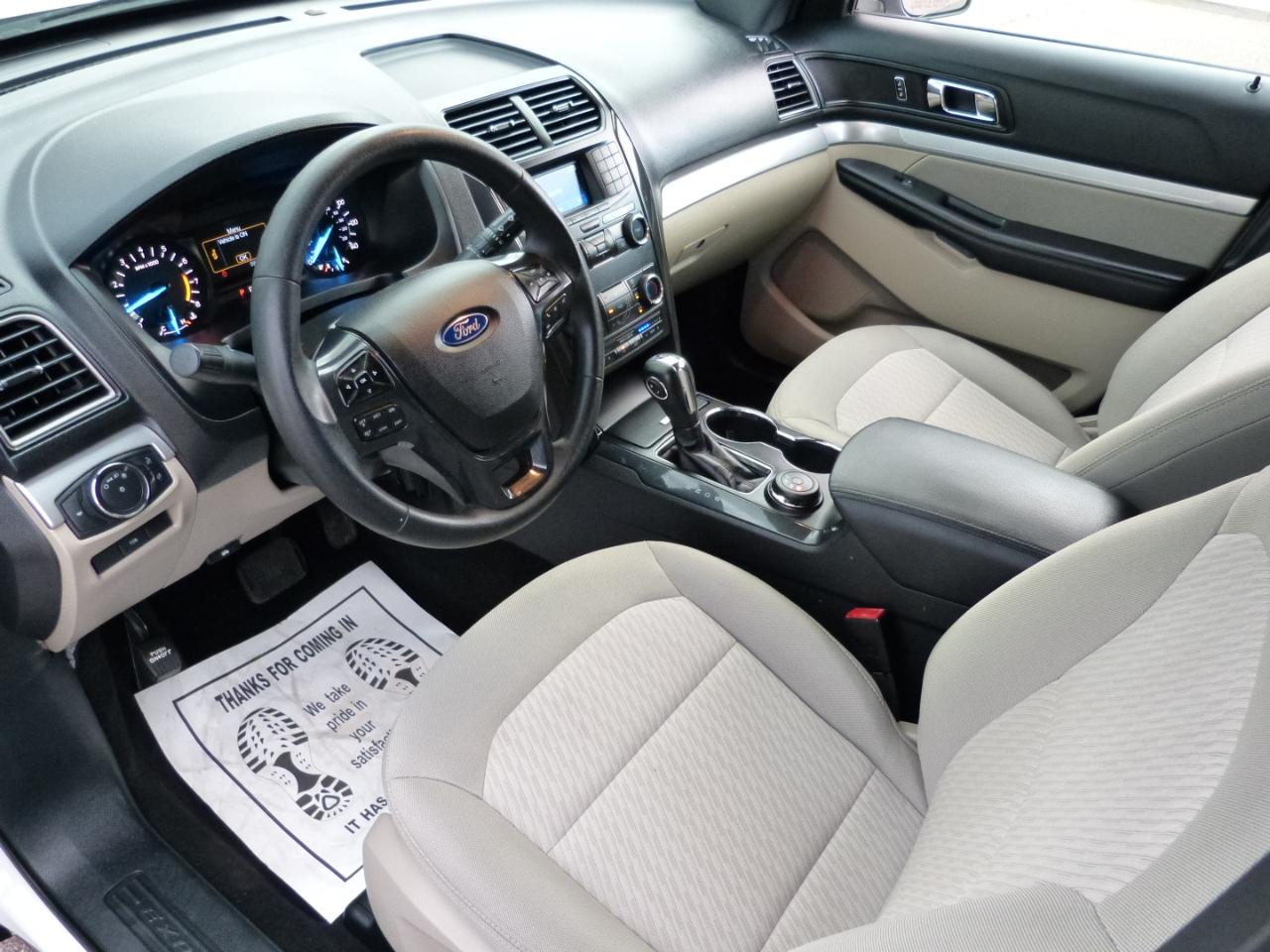 Ford Explorer XLT 4WD 2018