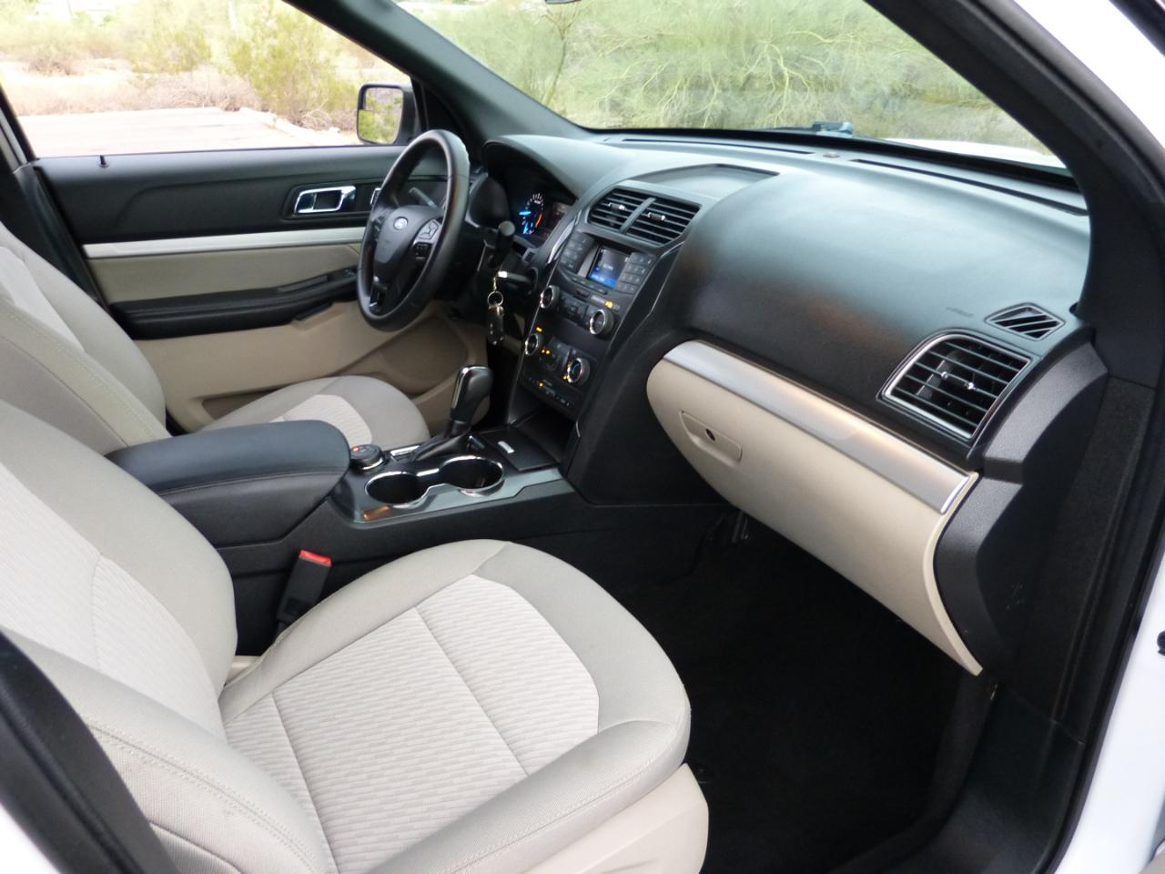 Ford Explorer XLT 4WD 2018