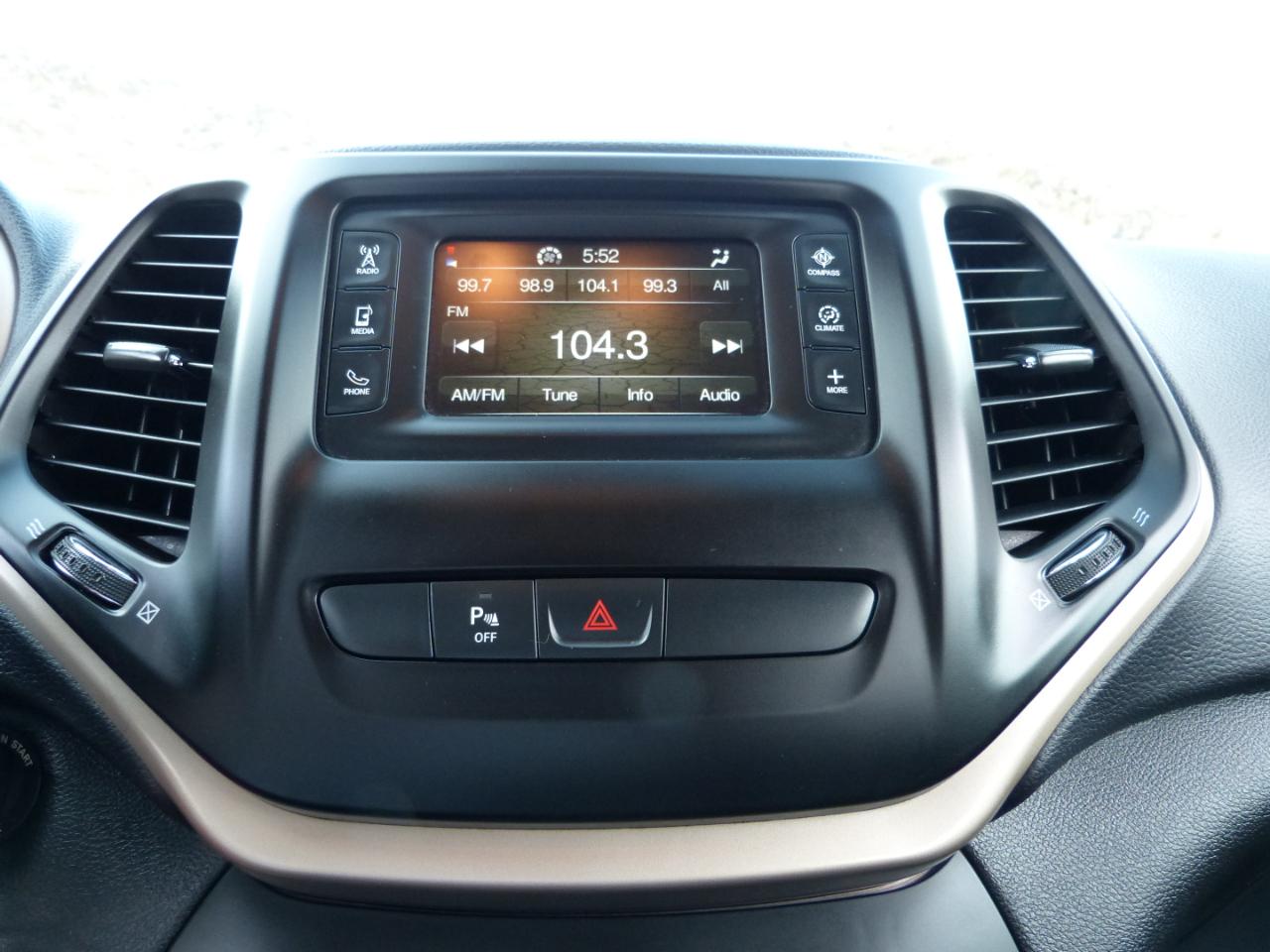 Jeep Cherokee Sport 4WD 2017