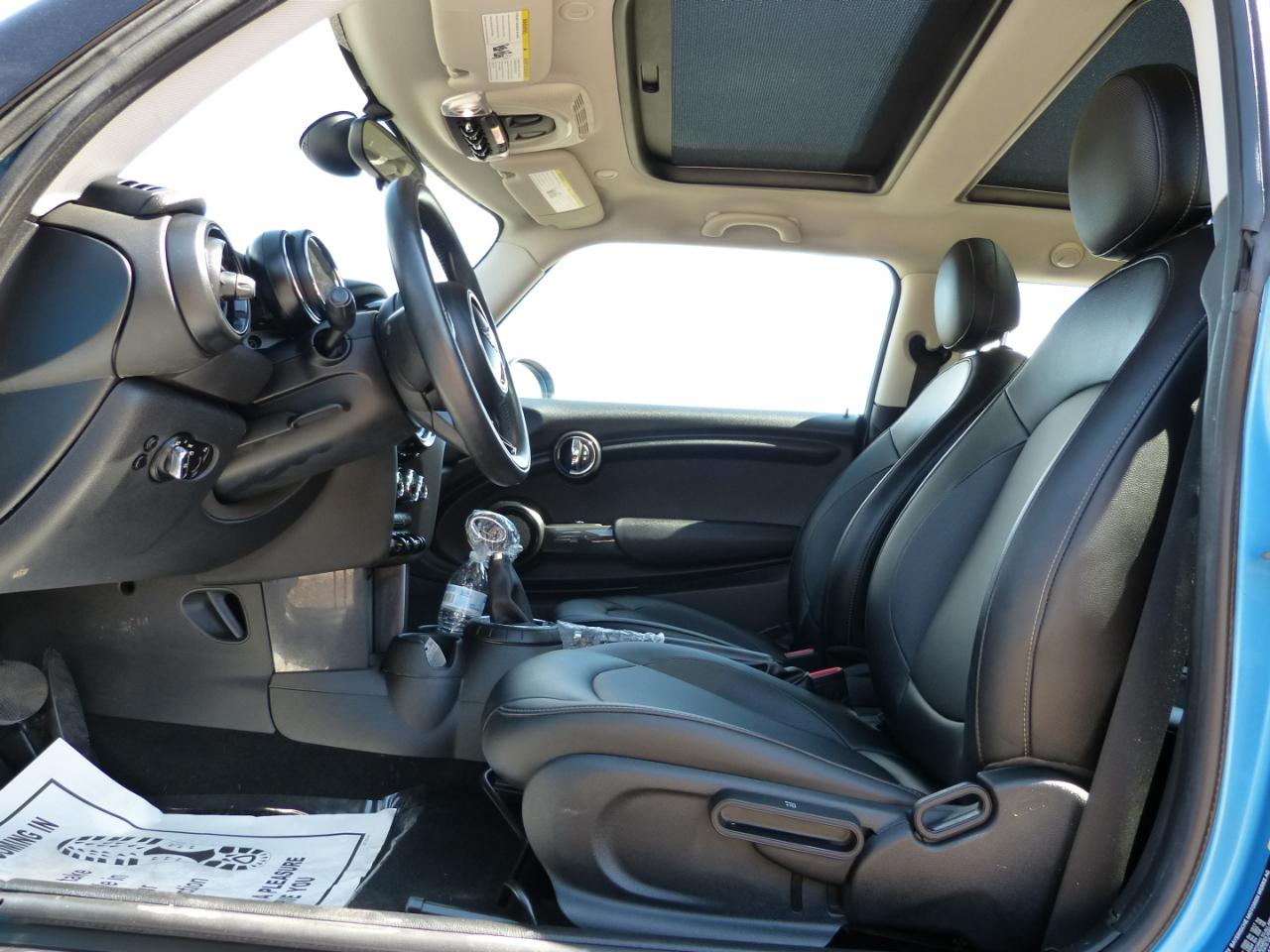 MINI Cooper 3-Door 2016
