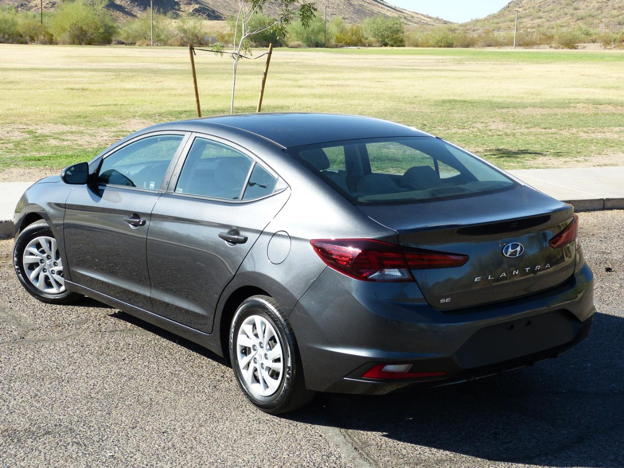Hyundai Elantra SE 4D Sedan at 2019