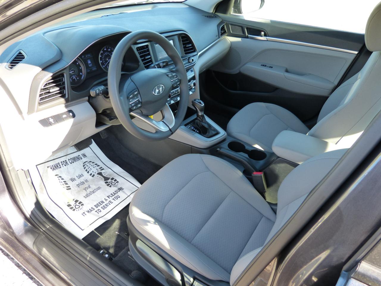 Hyundai Elantra SE 4D Sedan at 2019