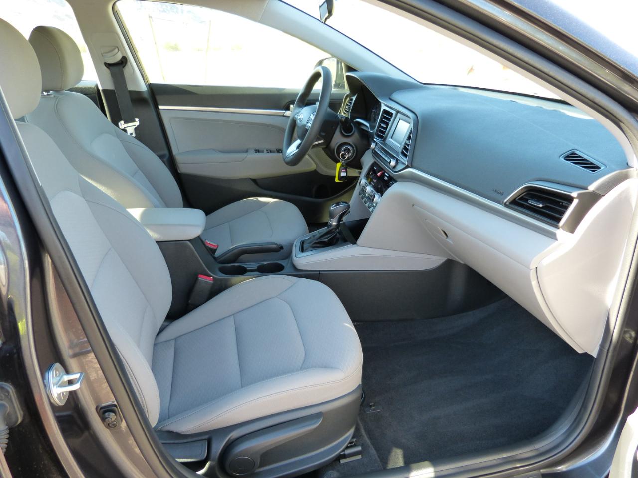 Hyundai Elantra SE 4D Sedan at 2019