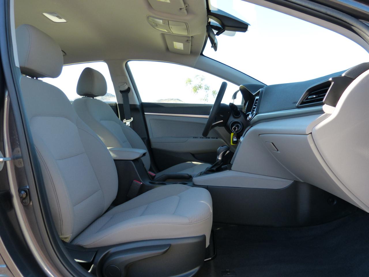 Hyundai Elantra SE 4D Sedan at 2019