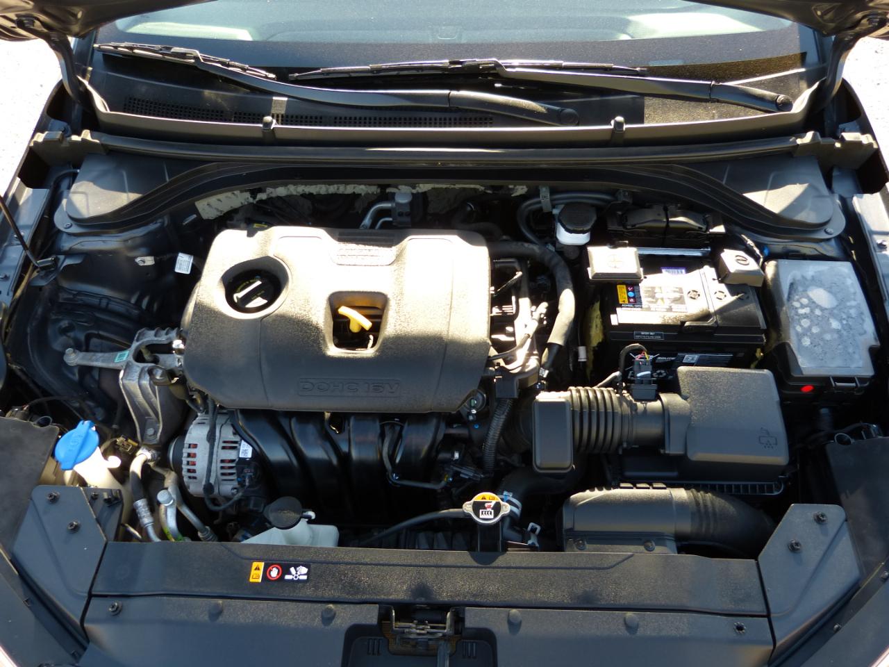 Hyundai Elantra SE 4D Sedan at 2019