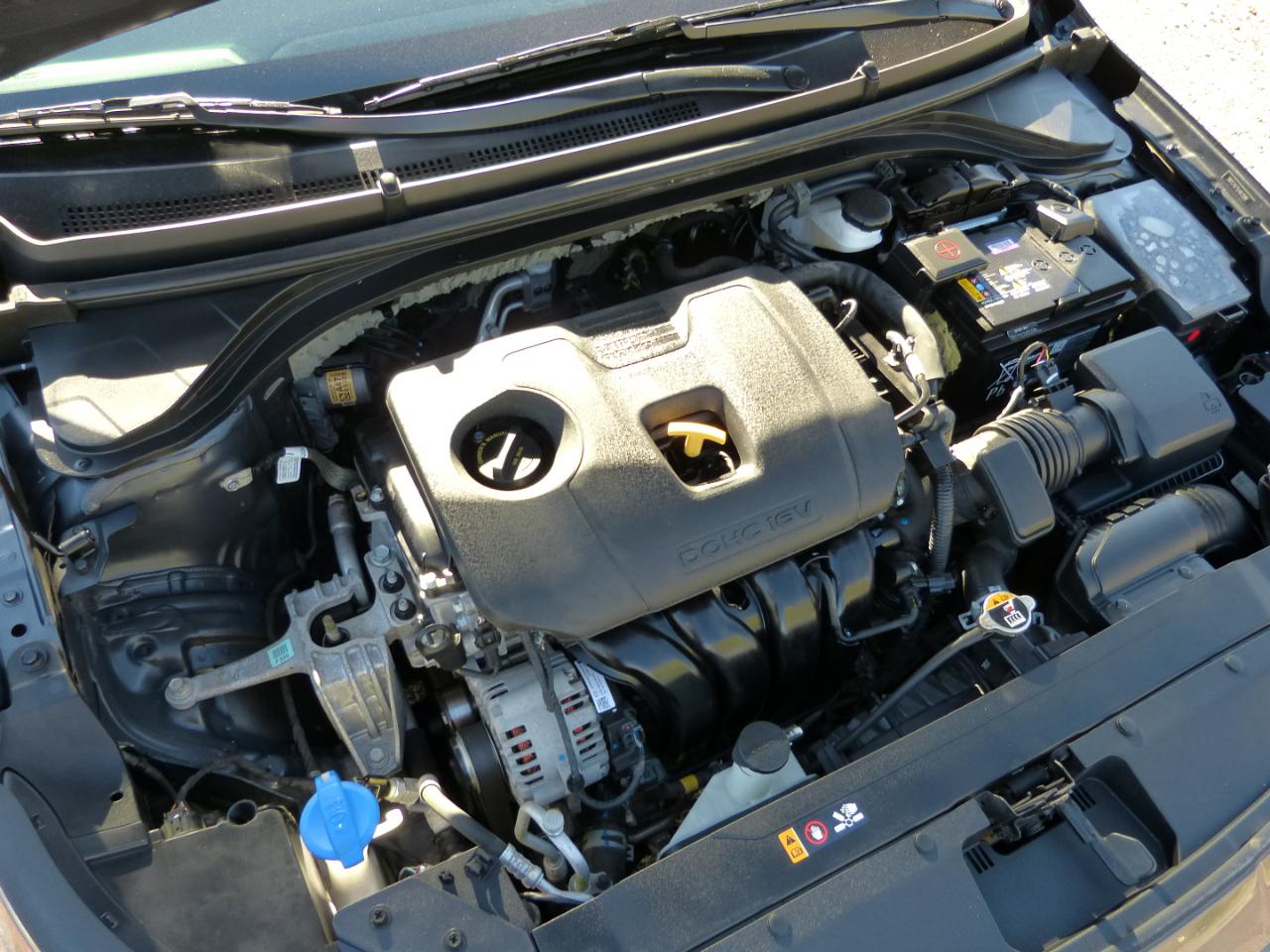 Hyundai Elantra SE 4D Sedan at 2019