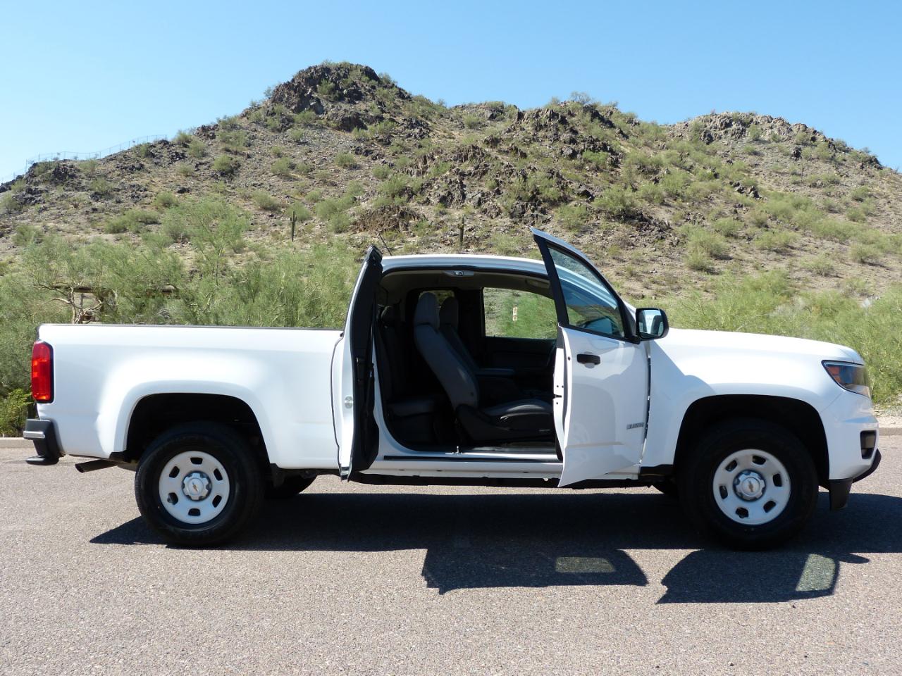 Chevrolet Colorado photo 17