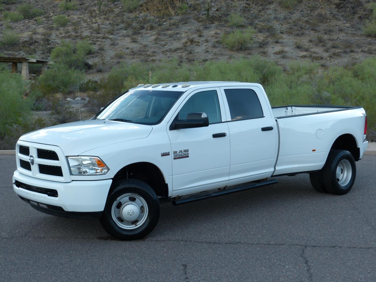 RAM 3500 Tradesman Crew Cab 4WD DRW 2016