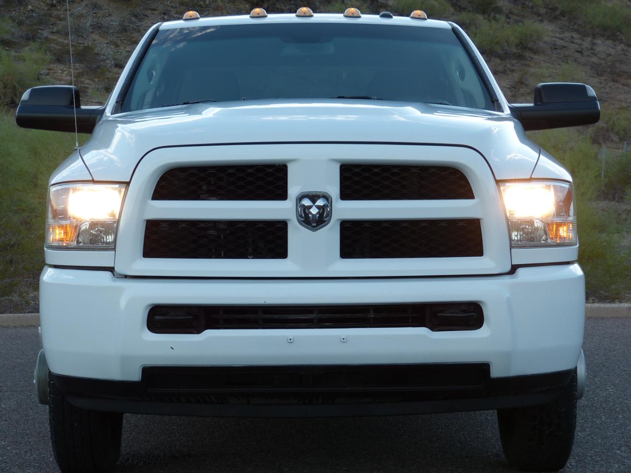 RAM 3500 Tradesman Crew Cab 4WD DRW 2016