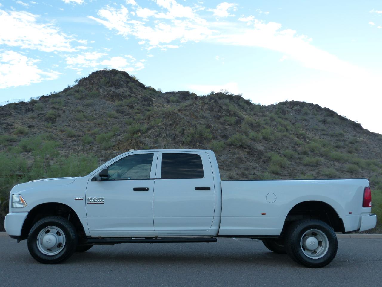 RAM 3500 Tradesman Crew Cab 4WD DRW 2016