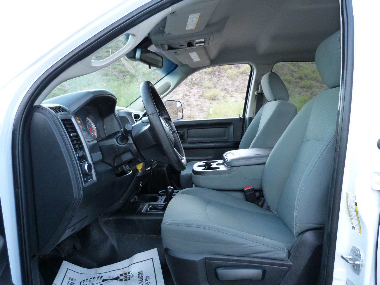RAM 3500 Tradesman Crew Cab 4WD DRW 2016