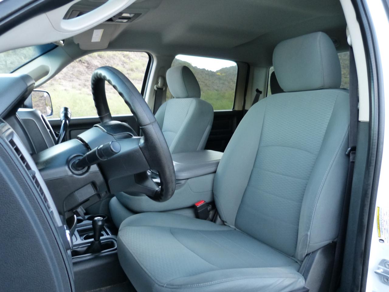 RAM 3500 Tradesman Crew Cab 4WD DRW 2016