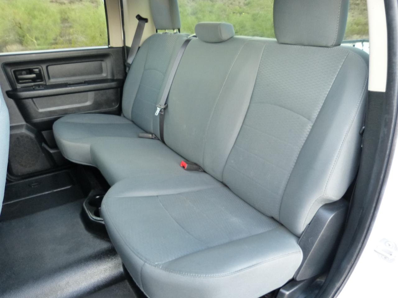 RAM 3500 Tradesman Crew Cab 4WD DRW 2016