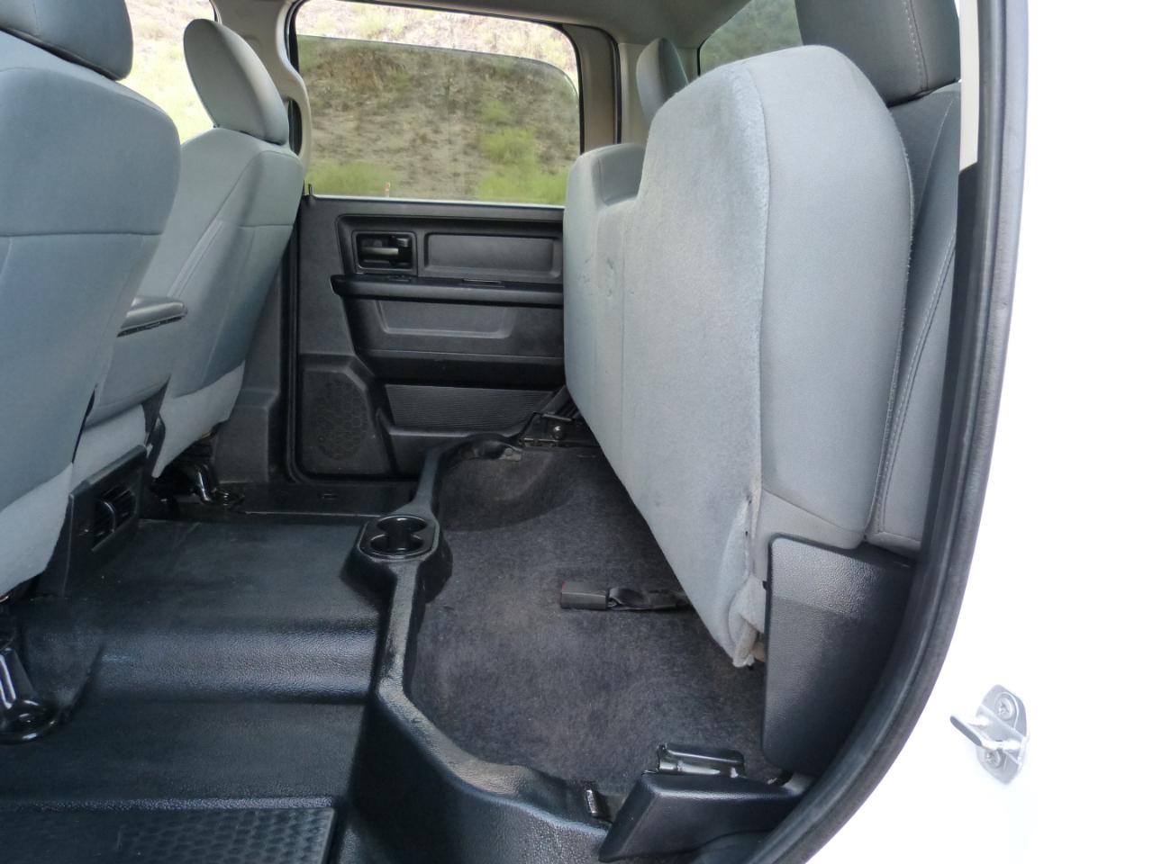 RAM 3500 Tradesman Crew Cab 4WD DRW 2016