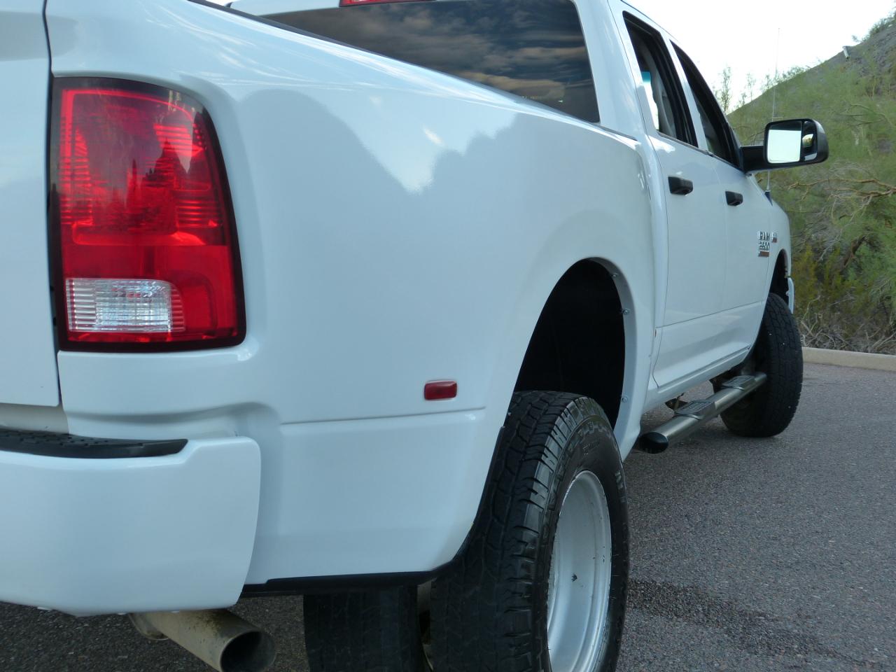 RAM 3500 Tradesman Crew Cab 4WD DRW 2016